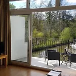 アパート Marina Boathouse, Windermere Lets *