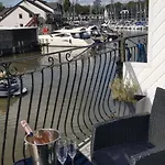 Marina Boathouse, Windermere Lets Lejlighed